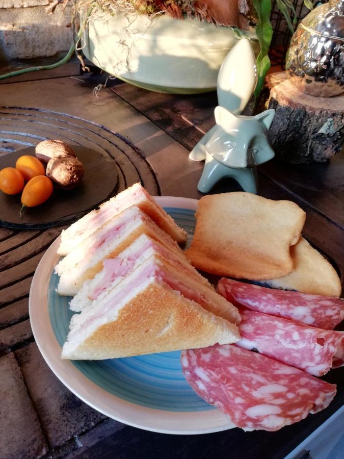 Zucchero Sui Baffi- Food Lovers B&B マントヴァ エクステリア 写真